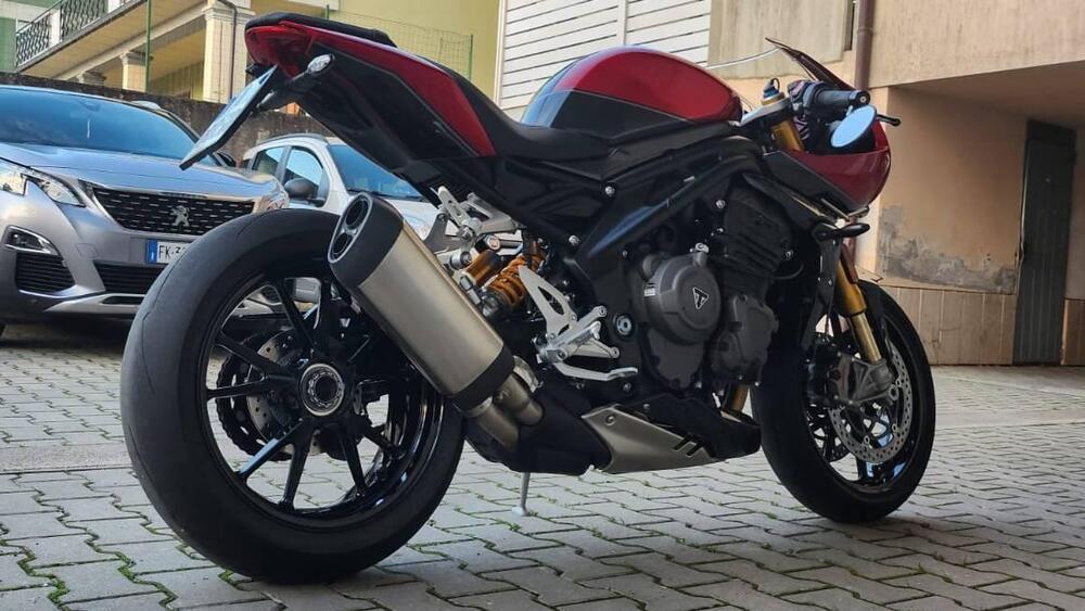 Triumph Speed Triple 1200 RR (2022 - 24) (2)