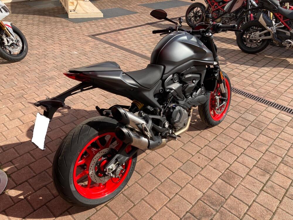 Ducati Monster 937 + (2021 - 24) (2)