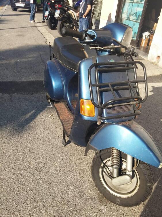 Piaggio Vespa cosa 150