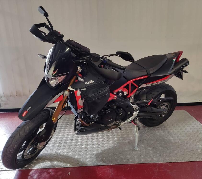 Aprilia Dorsoduro 900 (2017 - 20) (2)