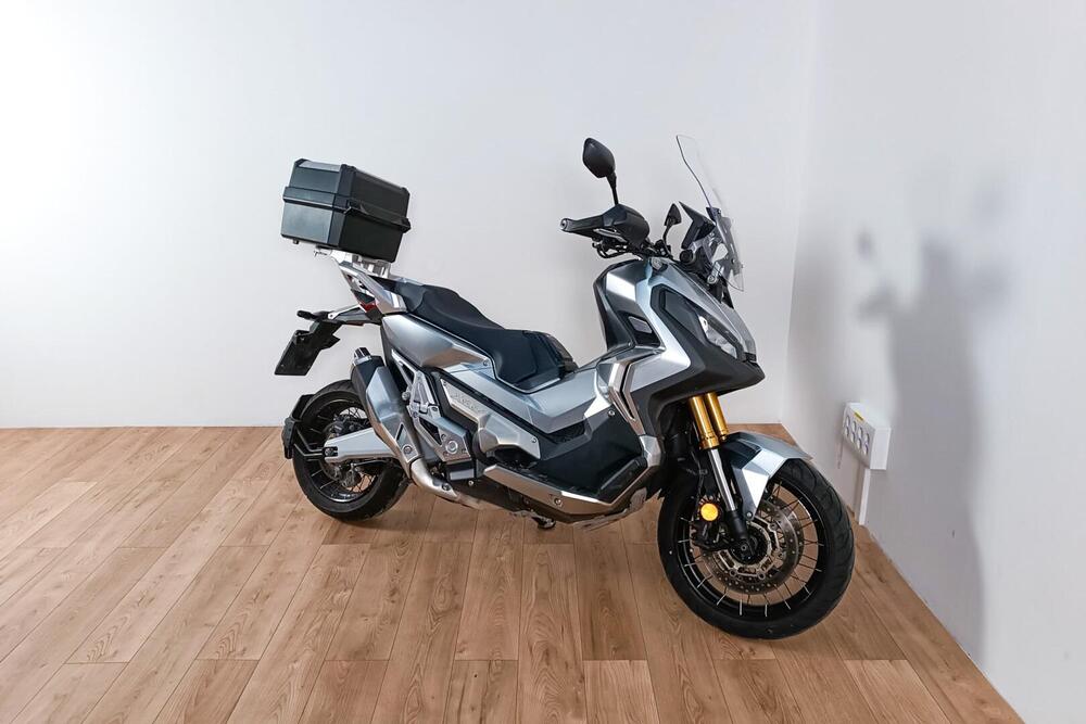 Honda X-ADV 750 (2017) (2)