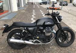 Moto Guzzi V7 II Stone (2015 - 17) usata