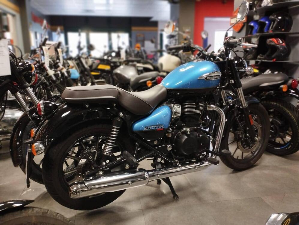 Royal Enfield Meteor 350 Supernova (2021 - 24) (3)