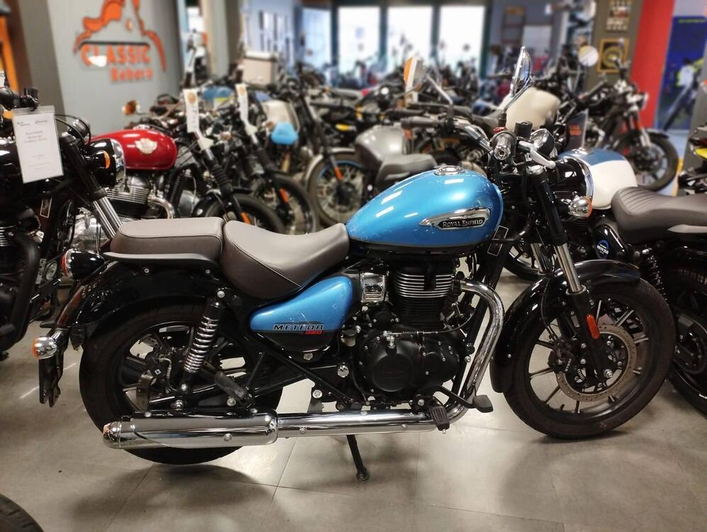 Royal Enfield Meteor 350 Supernova (2021 - 24) (4)