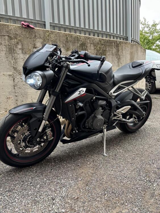 Triumph Street Triple RS (2020 - 22) (4)