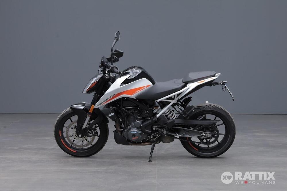 KTM 390 Duke (2021 - 23) (3)