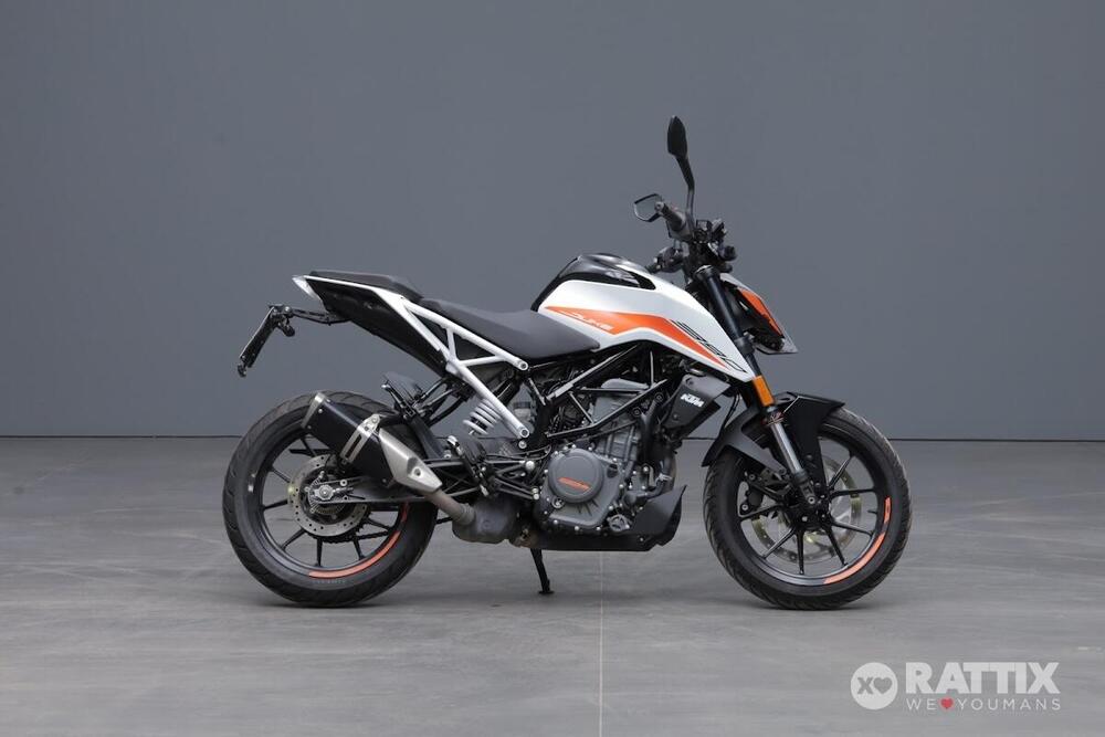 KTM 390 Duke (2021 - 23) (4)