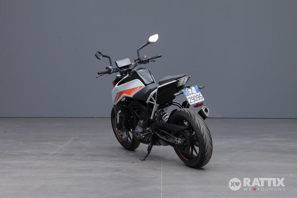 KTM 390 Duke (2021 - 23) (5)