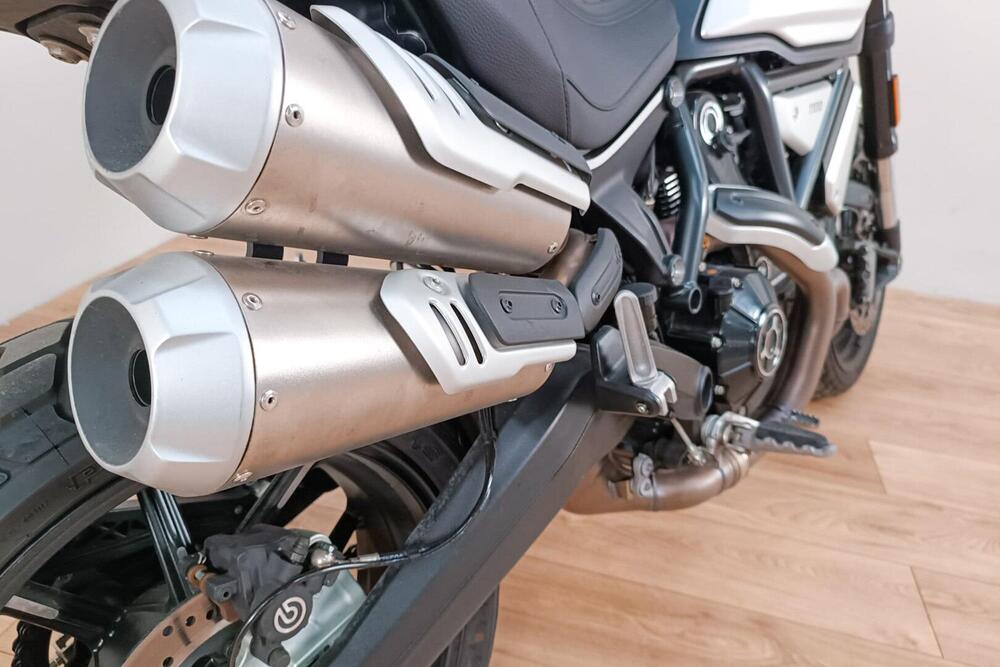 Ducati Scrambler 1100 Dark Pro (2020 - 24) (4)