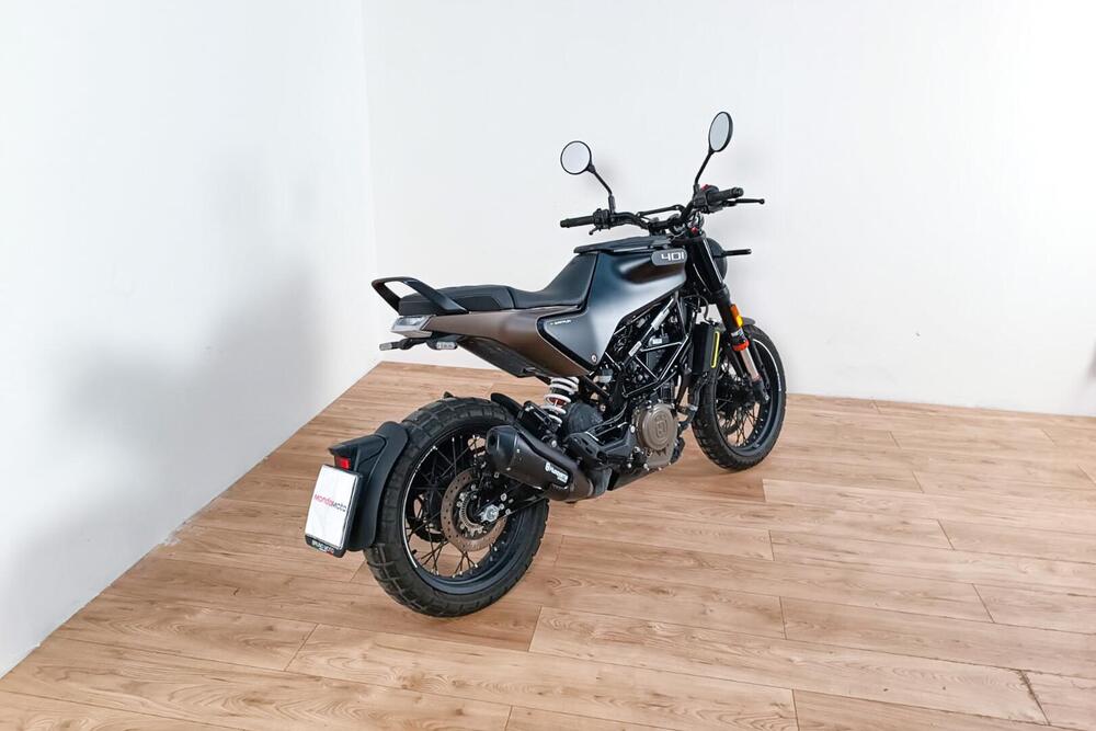 Husqvarna Svartpilen 401 (2018 - 19) (3)