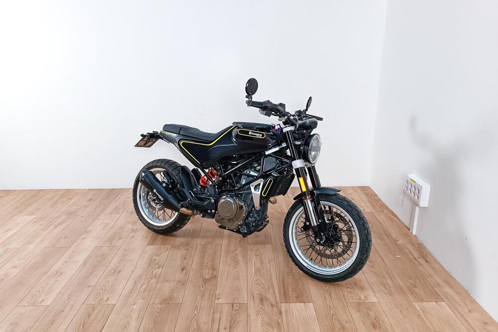 Husqvarna Svartpilen 401 (2018 - 19) (2)