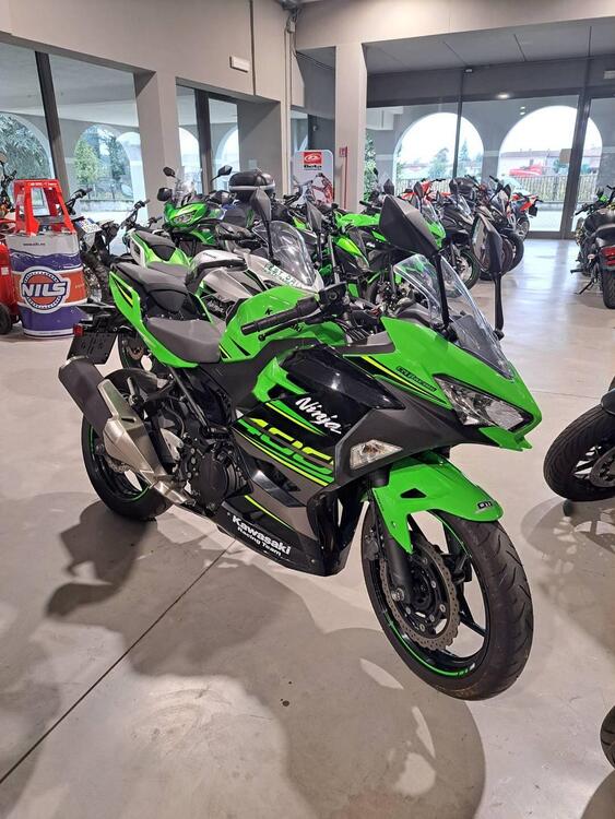 Kawasaki Ninja 400 KRT (2018)