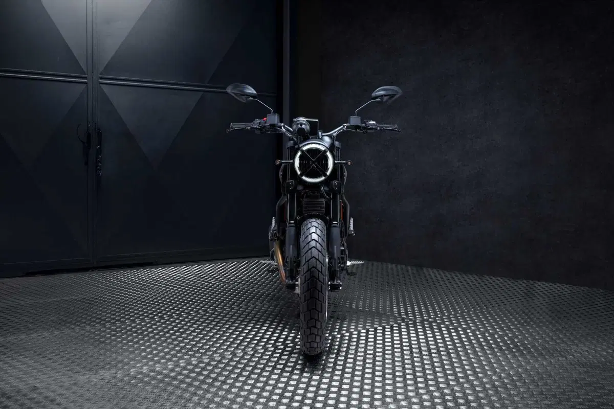 Ducati: nuove Scrambler Icon Dark e Full Throttle 2025 (3)