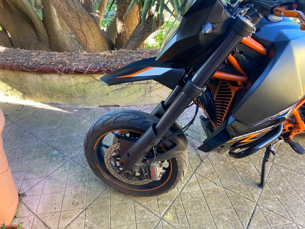 KTM 990 Supermoto R (2009 - 11) (5)