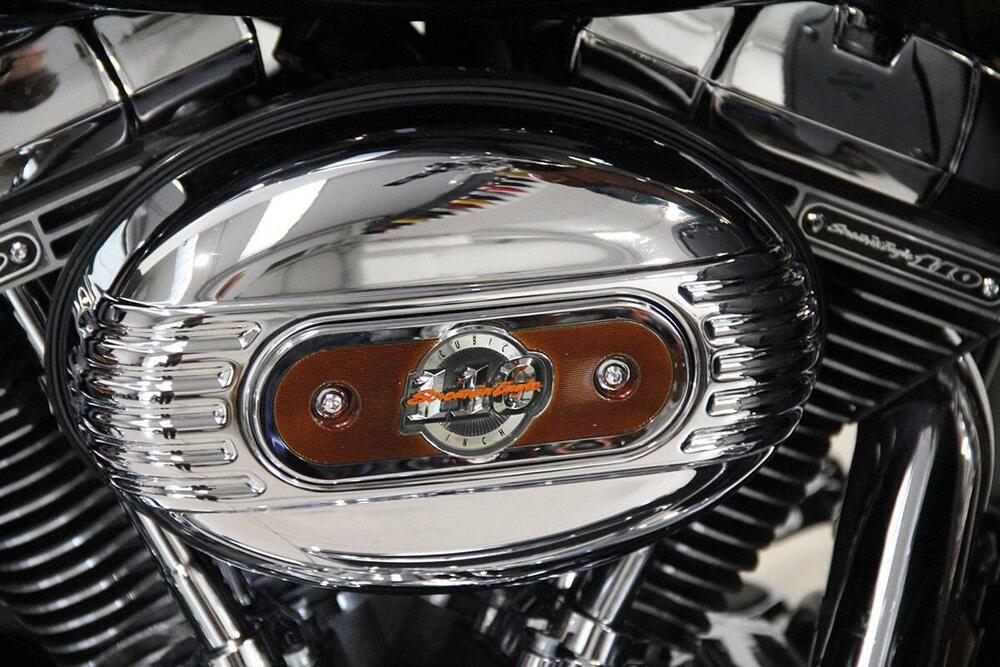 Harley-Davidson 1800 Electra Glide Ultra Classic (2009 - 11) - FLHTCUSE (5)