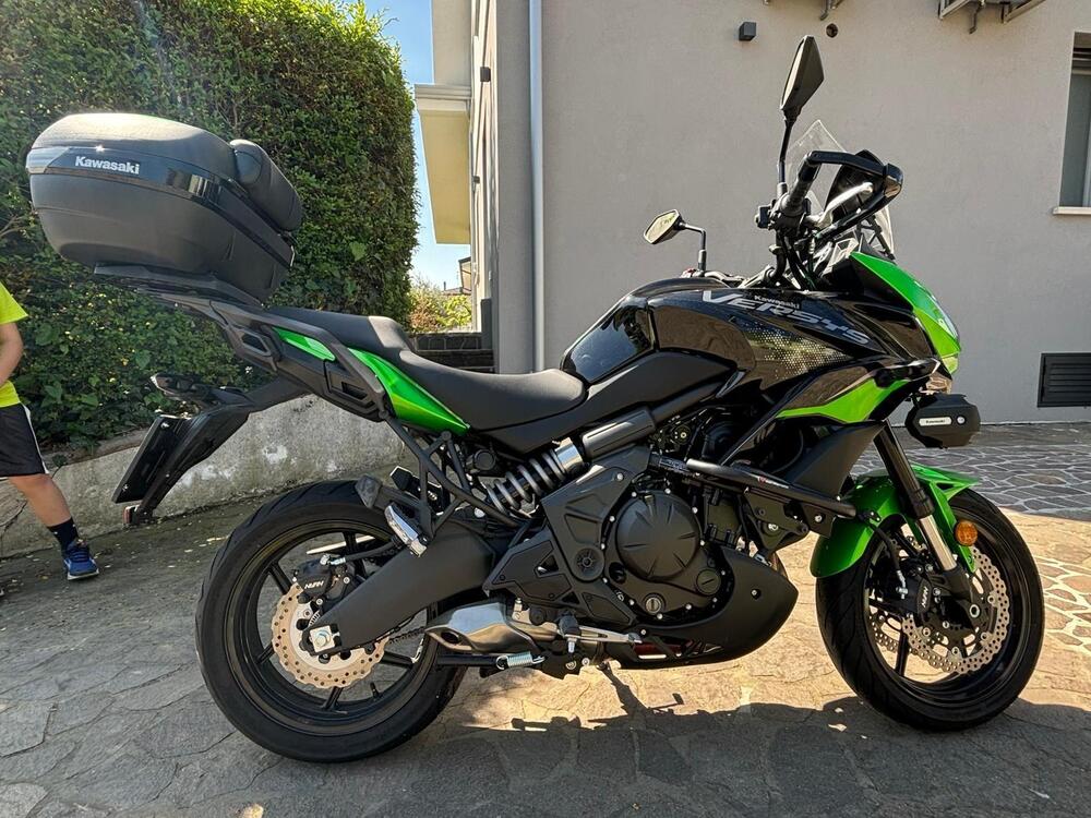 Kawasaki Versys 650 Grand Tourer (2021) (4)