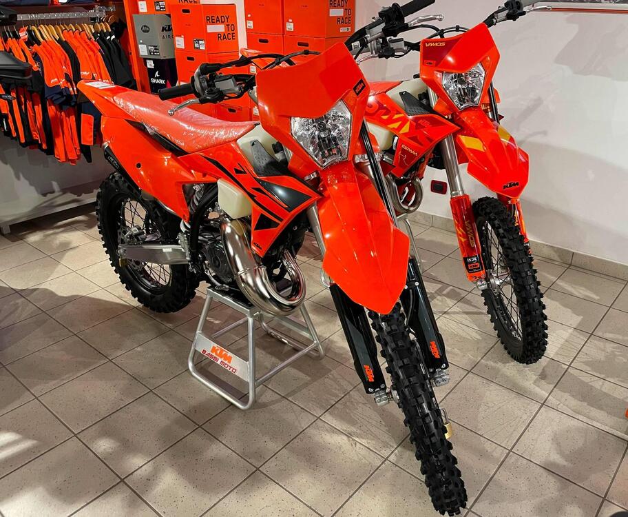 KTM XC-W 125 (2025) (3)