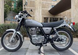 Yamaha SR 400 (2013 - 17) usata