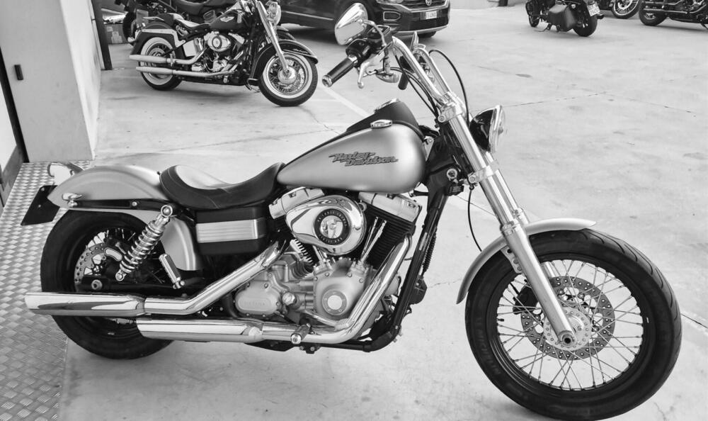 Harley-Davidson 1584 Street Bob (2008 - 15) - FXDB