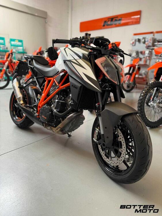 KTM 1290 Super Duke R (2019)