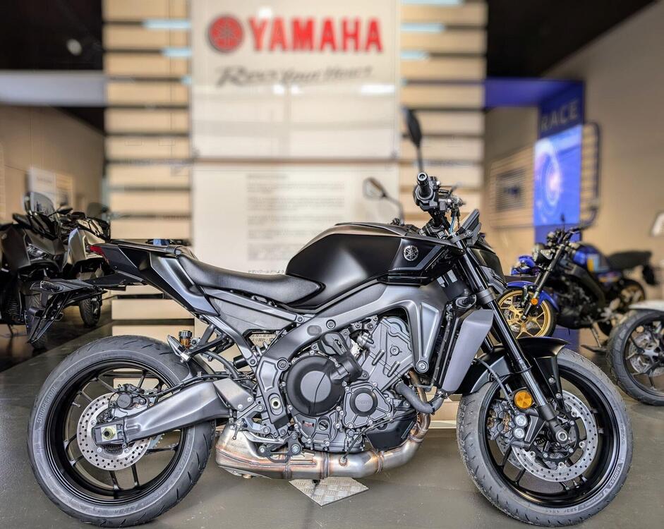 Yamaha MT-09 Y-AMT (2024)