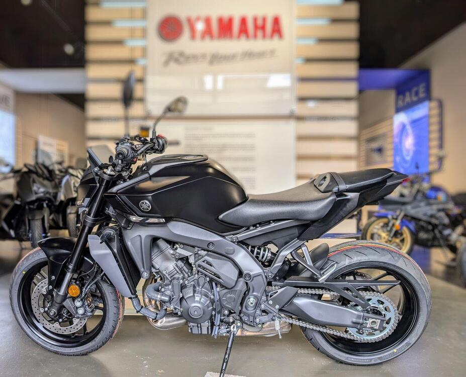 Yamaha MT-09 Y-AMT (2024) (5)