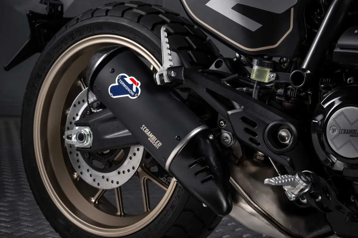 Ducati: nuove Scrambler Icon Dark e Full Throttle 2025 (9)