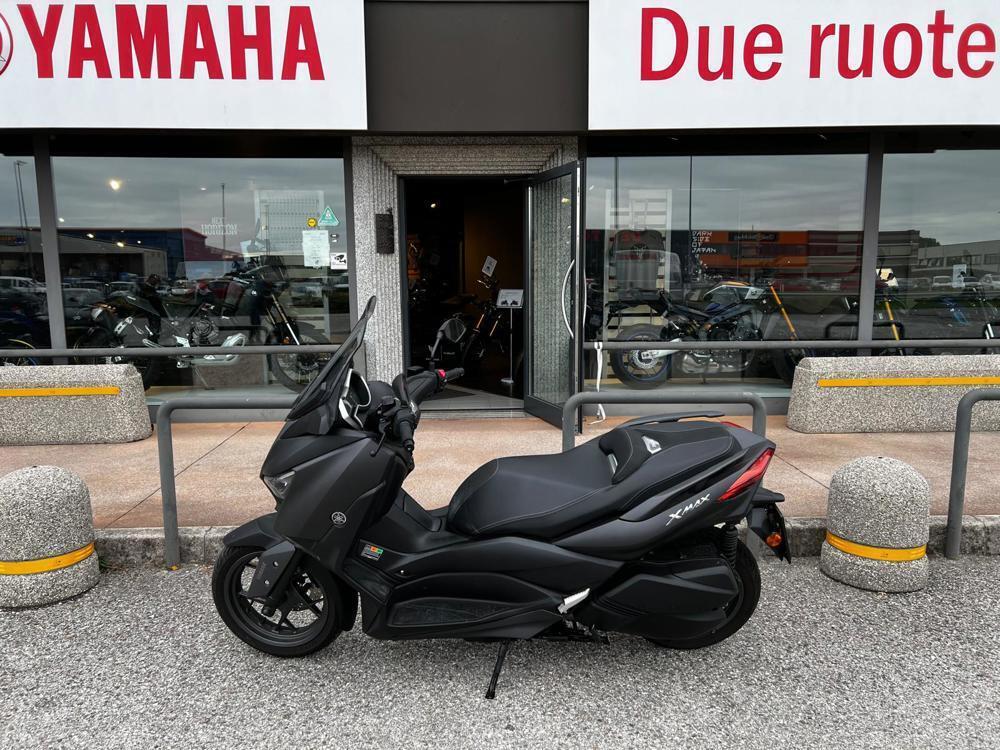 Yamaha X-Max 300 (2021 - 24) (5)