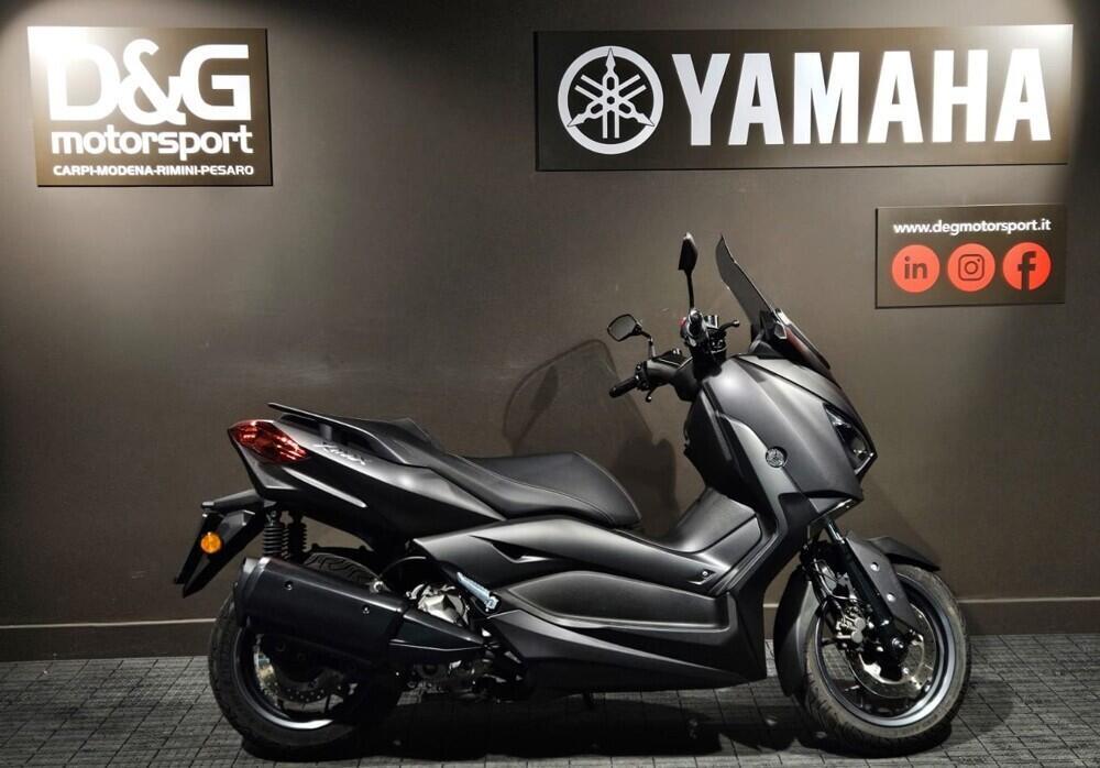 Yamaha X-Max 300 (2021 - 24) (4)