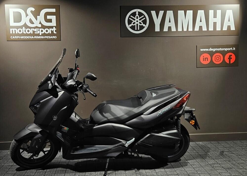 Yamaha X-Max 300 (2021 - 24) (3)