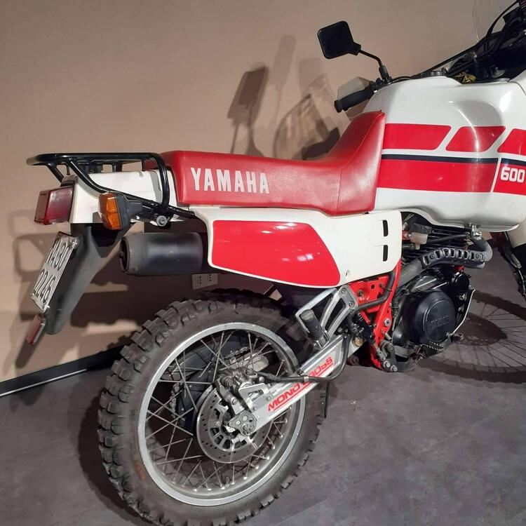 Yamaha XT 600 Z  (2)