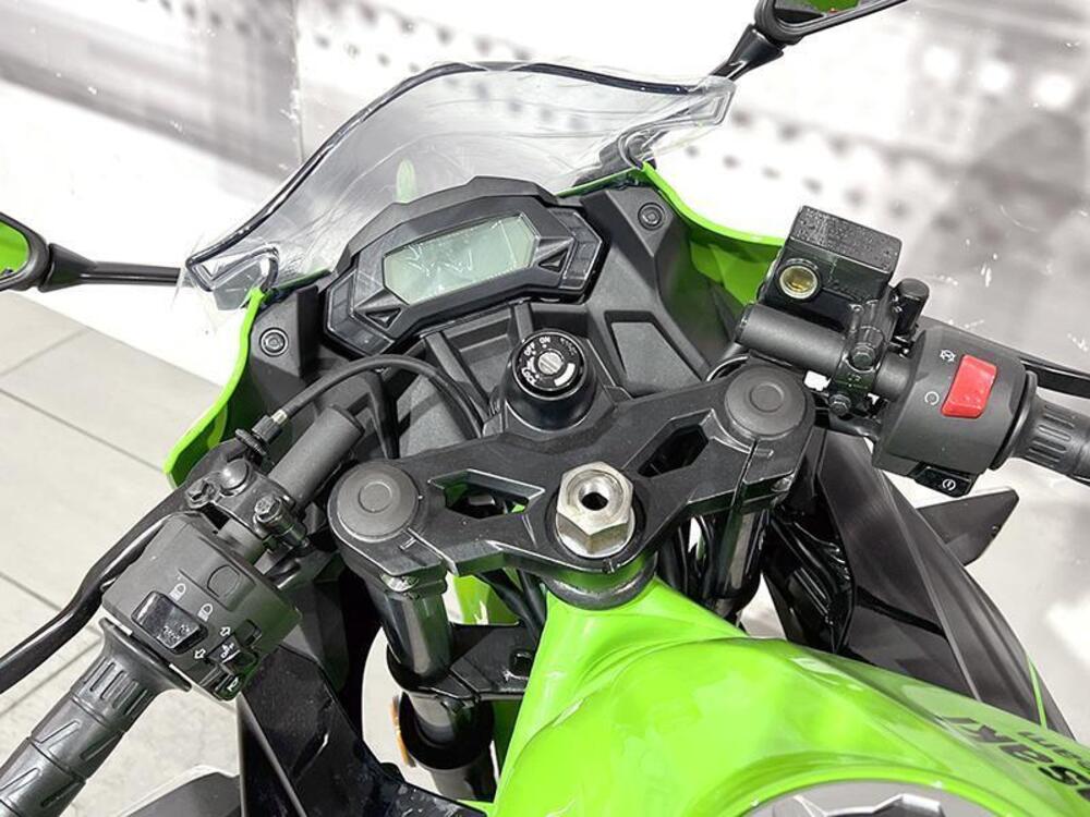 Kawasaki Ninja 125 (2021 - 24) (5)