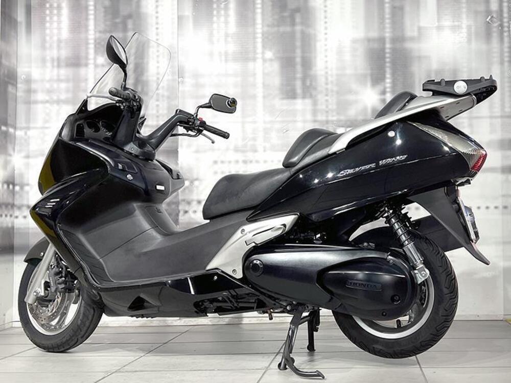 Honda Silver Wing 600 (2005 - 09) (2)