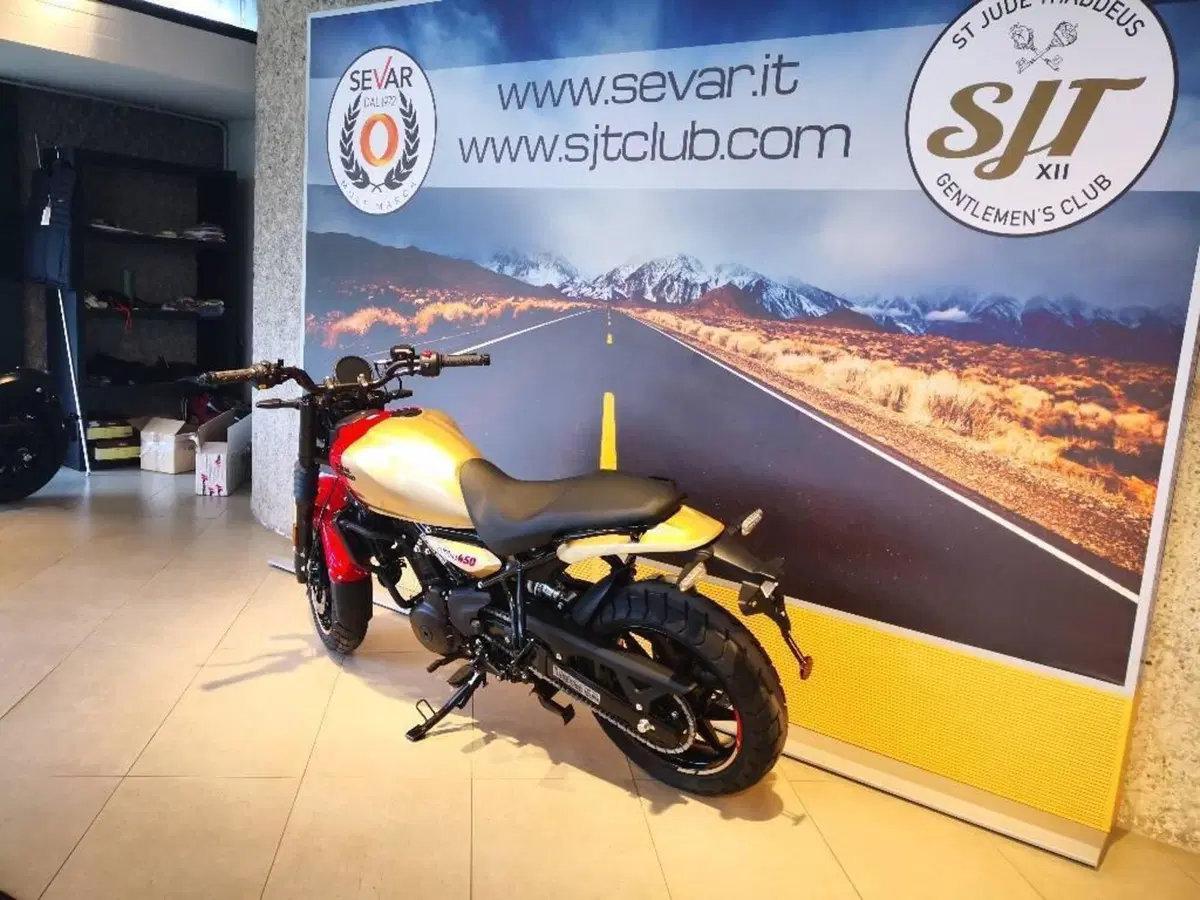 Royal Enfield Guerrilla 450 (2024 - 26) (8)