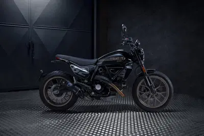 Ducati Scrambler 800 Full Throttle (2025 - 26) nuova