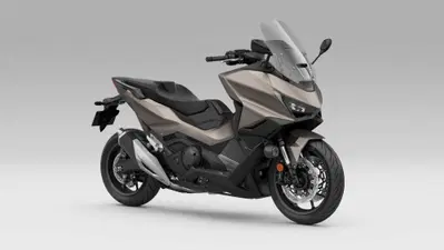 Honda Forza 750
