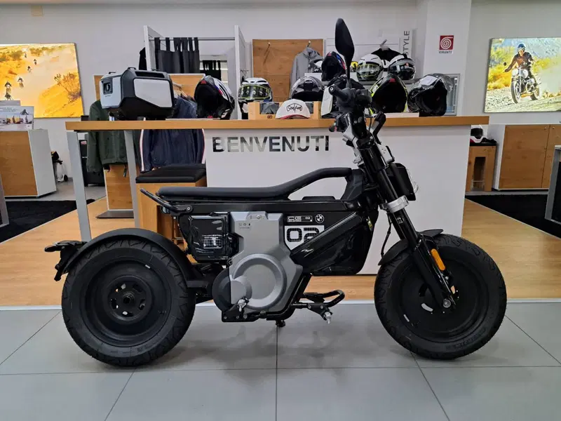 Bmw CE 02 (2024 - 26)