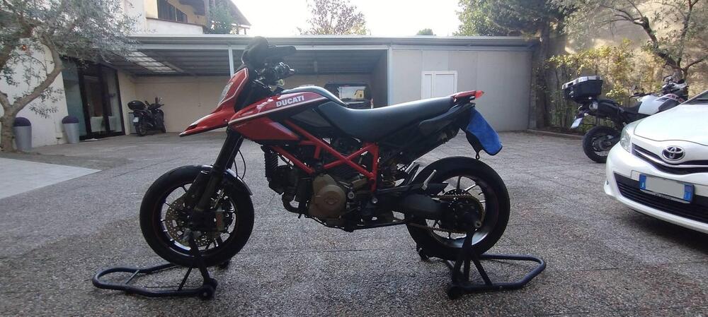 Ducati Hypermotard 1100 EVO SP (2010 - 12) (4)