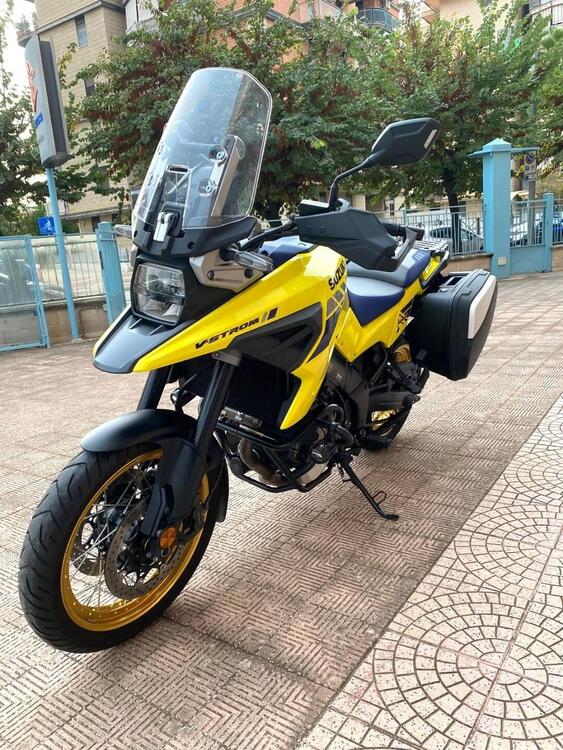 Suzuki V-Strom 1050XT Pro (2020 - 23) (4)