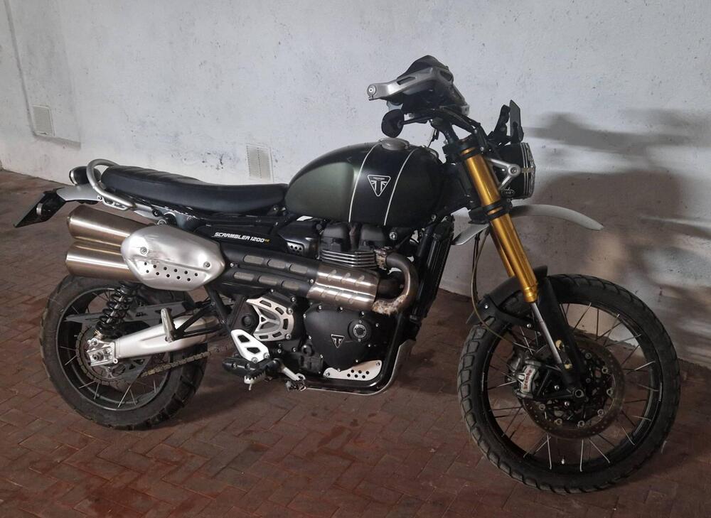 Triumph Scrambler 1200 XE (2021 - 23) (2)