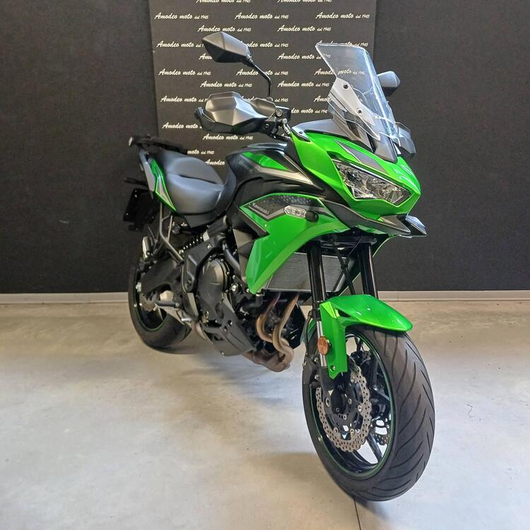 Kawasaki Versys 650 (2021 - 25) (2)