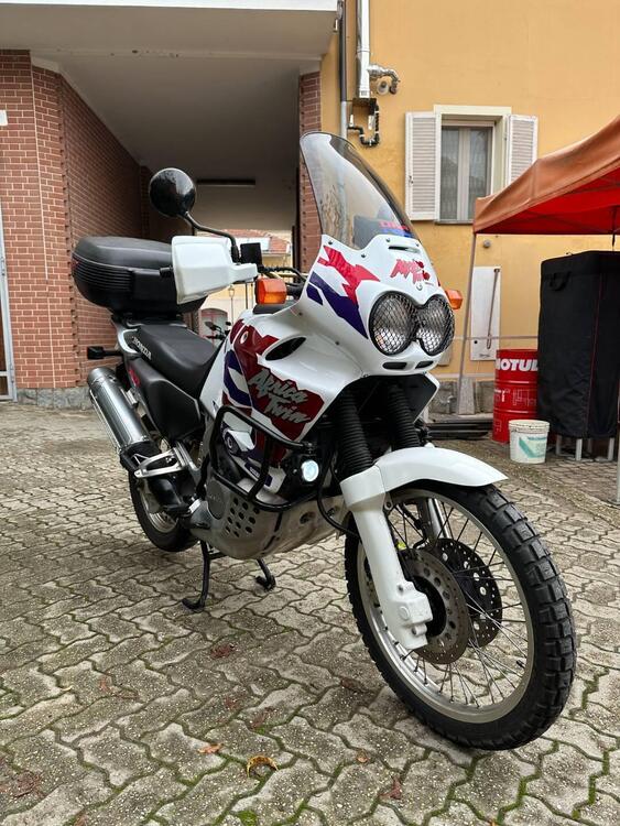 Honda Africa Twin XRV 750 (1996 - 02) (4)