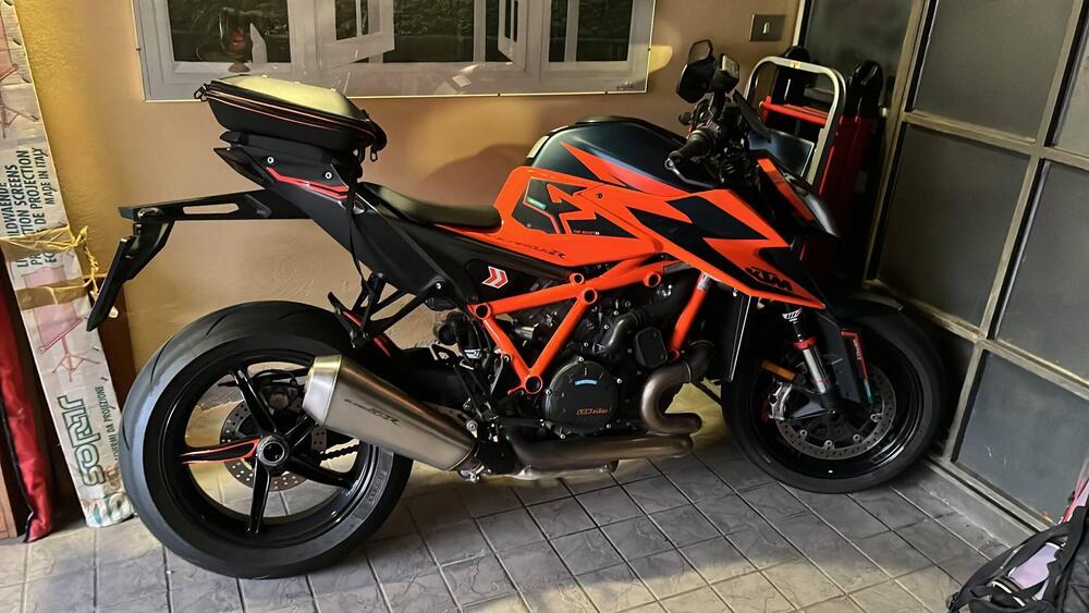 KTM 1290 Super Duke R (2021)