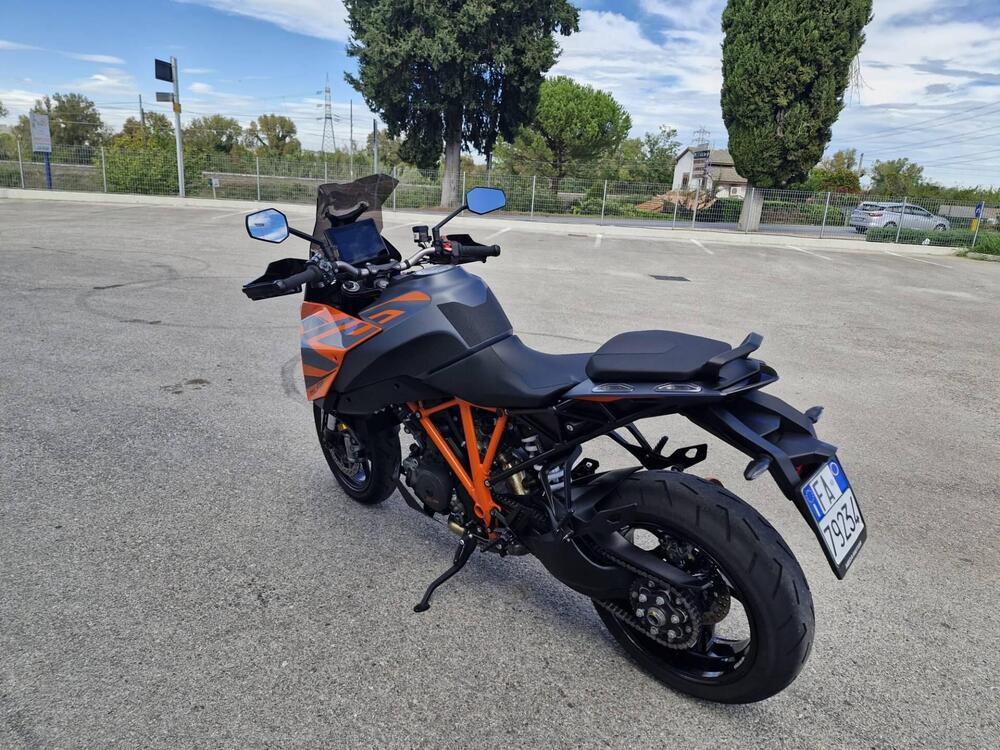 KTM 1290 Super Duke GT (2022 - 24) (3)