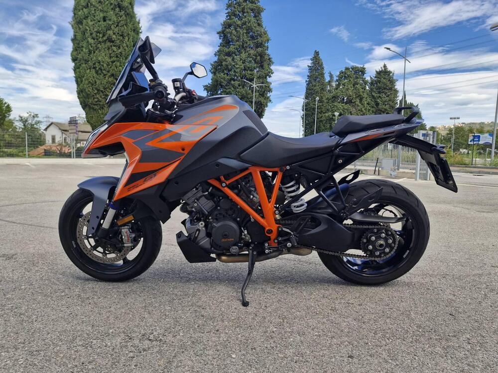 KTM 1290 Super Duke GT (2022 - 24) (5)