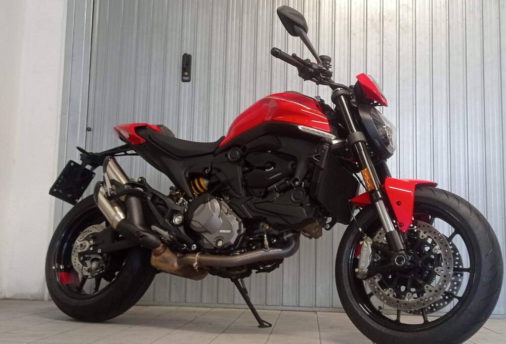 Ducati Monster 937 + (2021 - 24) (2)