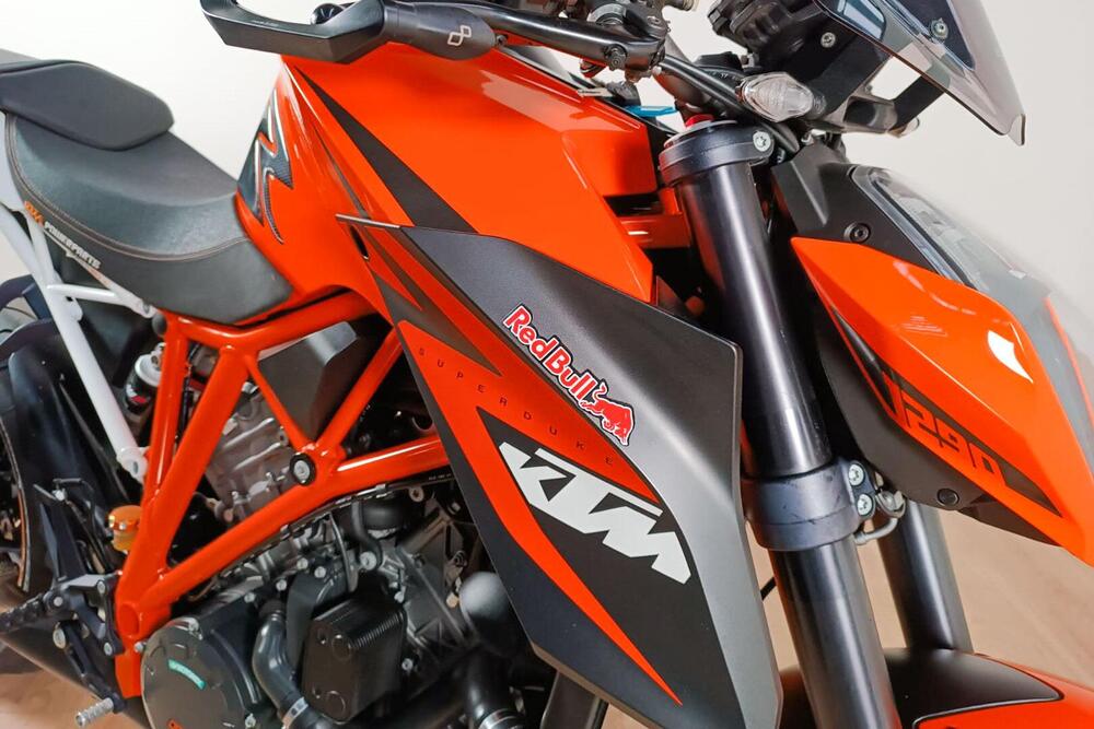 KTM 1290 Super Duke R ABS (2014 - 16) (5)