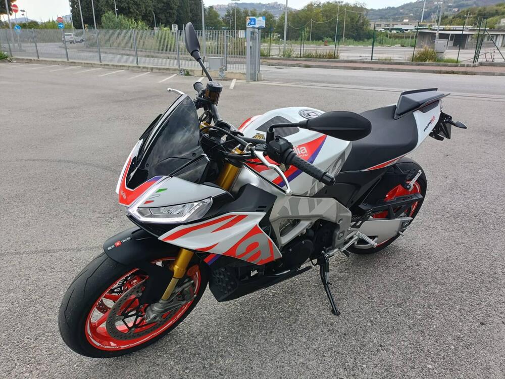 Aprilia Tuono 1100 V4 Factory Speed White (2023 - 24) (3)