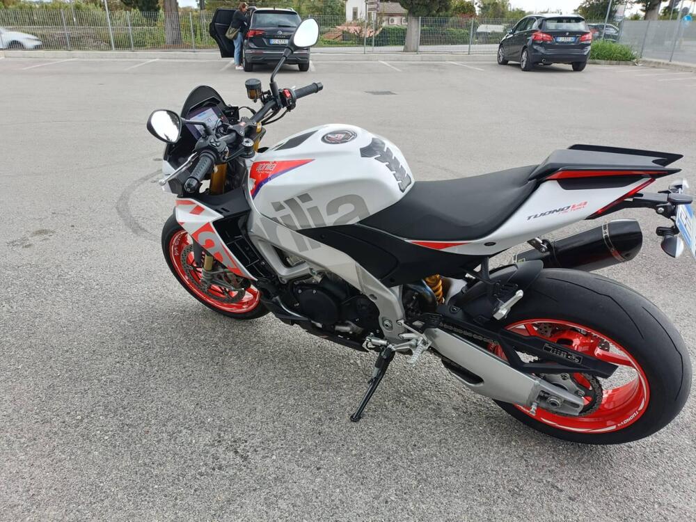 Aprilia Tuono 1100 V4 Factory Speed White (2023 - 24) (4)