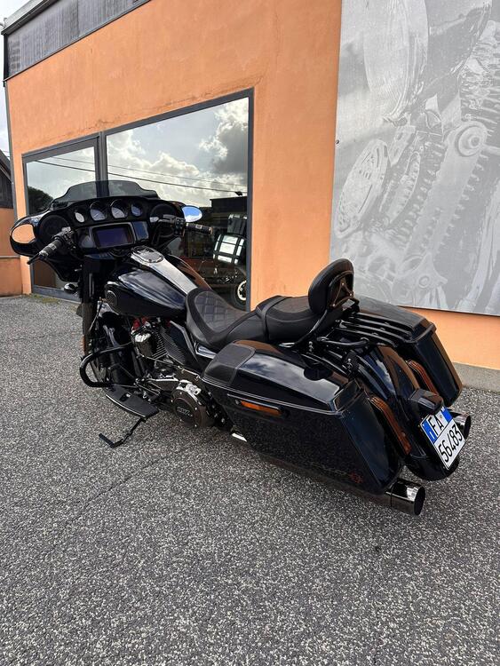 Harley-Davidson 117 Street Glide (2022) - FLHXSE (4)